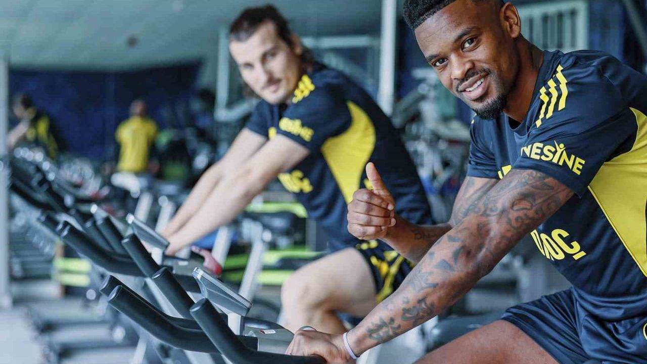 Fenerbahçe, Beşiktaş derbisine odaklandı: Kupadaki hazırlıklar sürdü