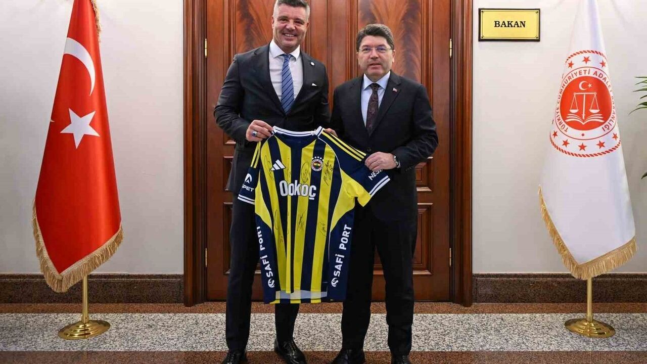 Fenerbahçe'den Yılmaz Tunç’a Verilen Formayla İlgili Açıklama