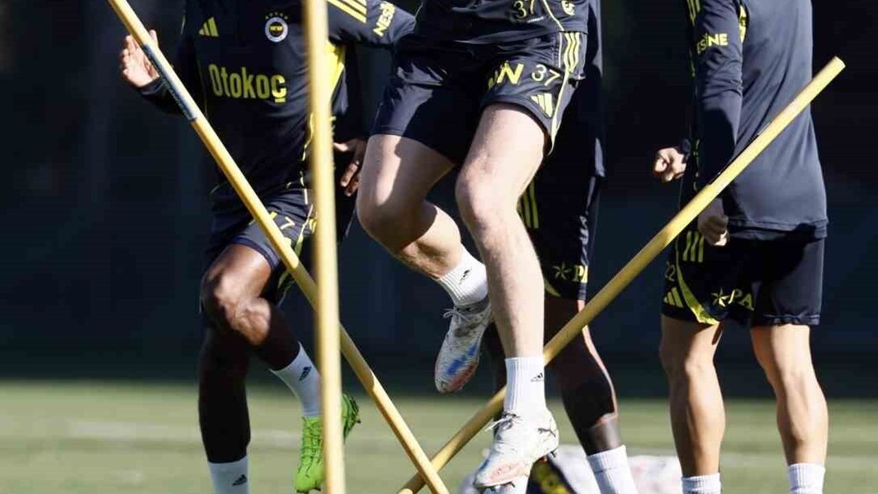 Fenerbahçe, Eyüpspor maçı hazırlıklarını sürdürdü