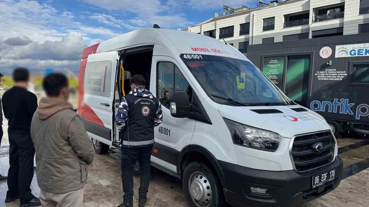 Fethiye’de Yılbaşı Öncesi Yabancı Uyruklulara Yönelik Denetimler Intensifleşti