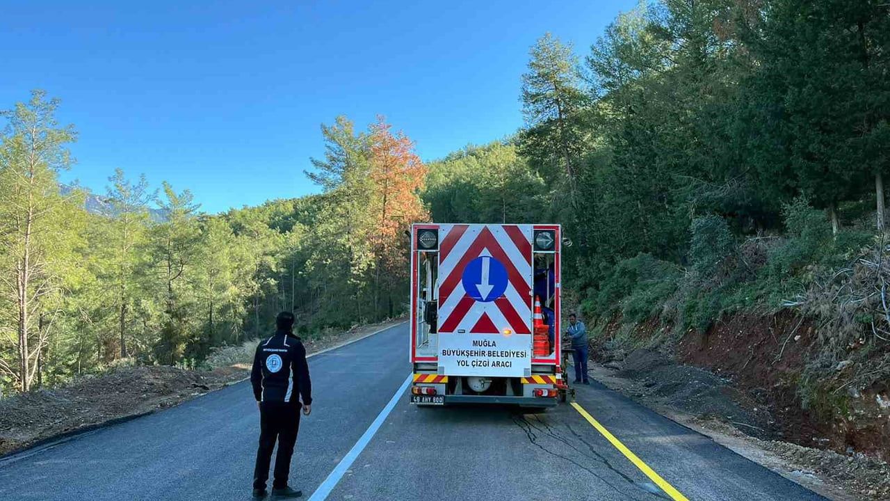 Fethiye-Ölüdeniz yolunda 328 milyon TL'lik yatırımın 4. Etabı tamamlandı