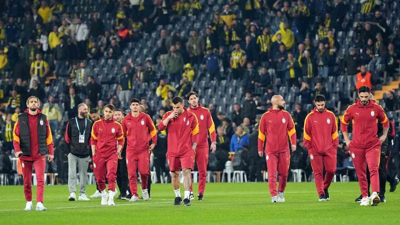 Galatasaray'da Fenerbahçe derbisinde 3 değişiklik