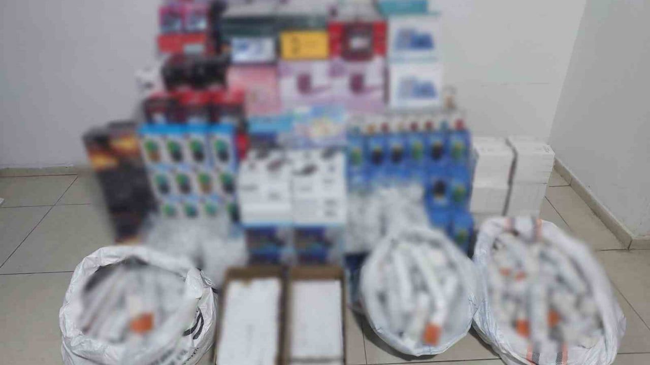 Gaziantep'te 1,3 milyon TL'lik kaçak elektronik ele geçirildi