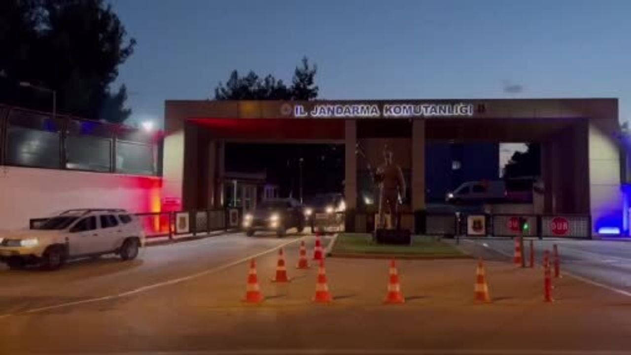 Gaziantep’te 1,5 milyon TL değerinde kaçak elektronik ele geçirildi