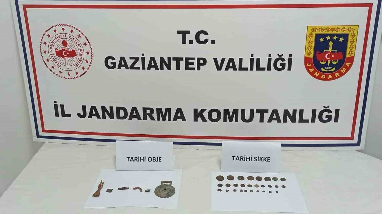 Gaziantep'te 28 sikke ele geçirildi, 3 şüpheli gözaltında