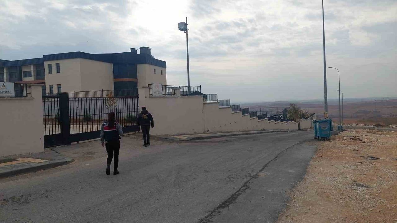 Gaziantep’te 'Huzurlu Okul Önleri - Huzurlu Sokaklar' uygulaması