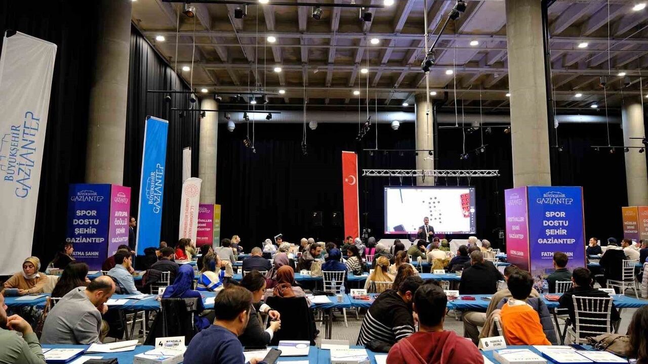 Gaziantep’te Öğretmenlere Akıl ve Zeka Oyunları Uygulamalı Eğitimi