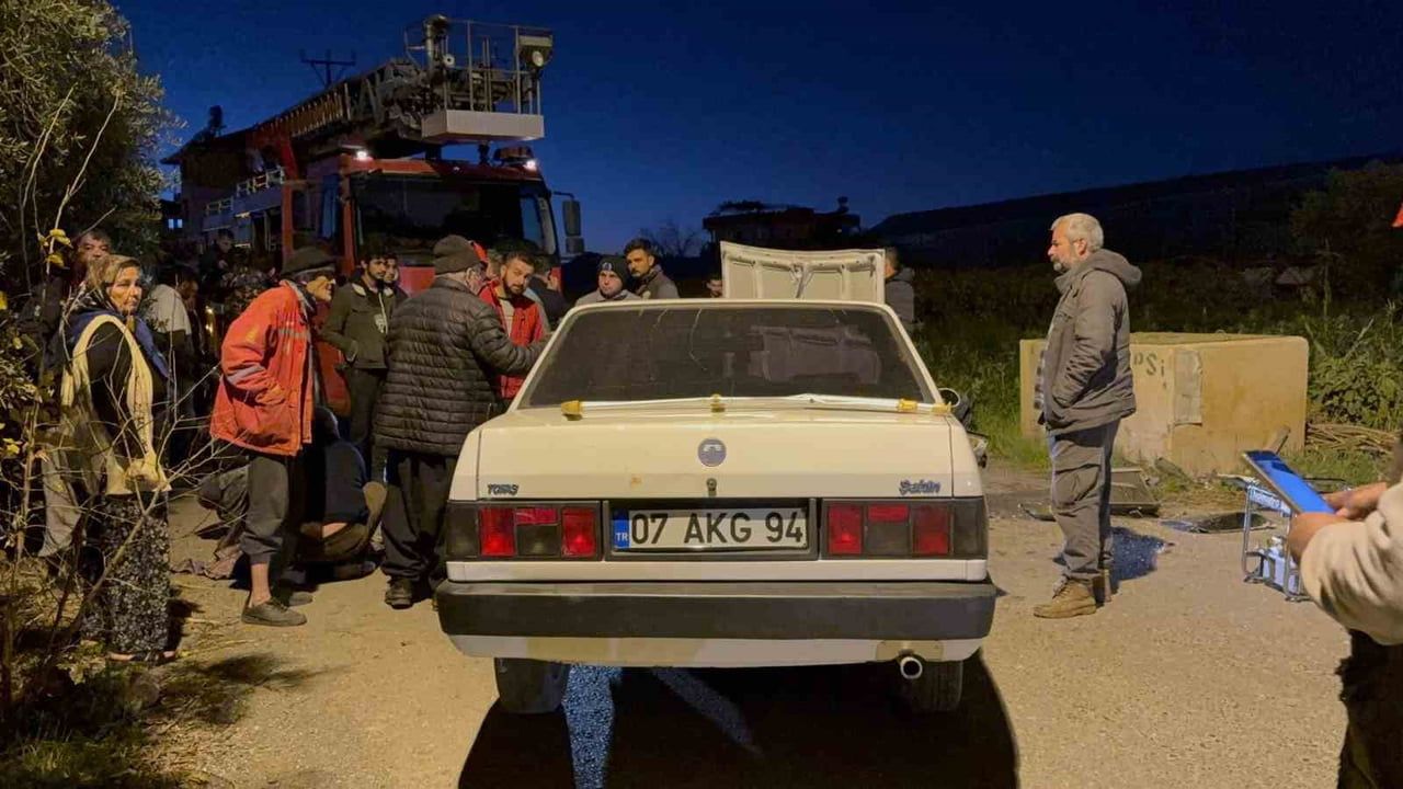 Gazipaşa'da Tofaş beton bloğa çarptı — 1 yaralı