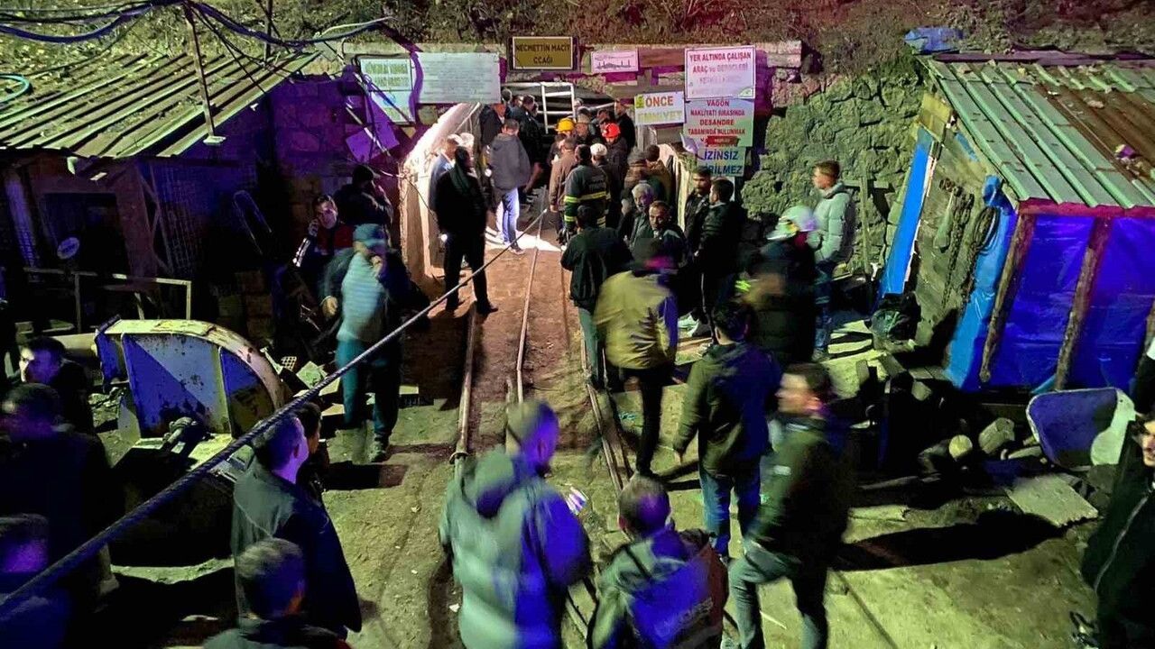 Gediz'de madende gaz sıkışması: Zehirlenen madencilerin tedavi süreci sürüyor