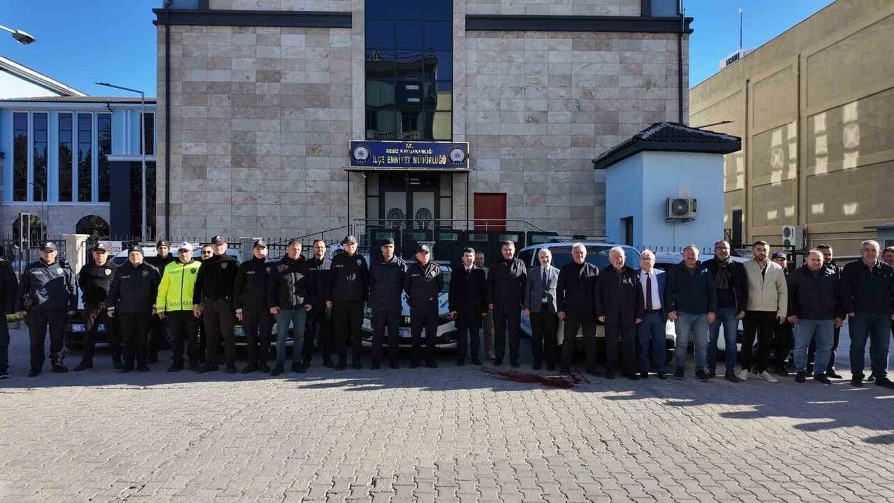 Gediz Emniyet Müdürlüğü envanterine 4 yeni araç katıldı