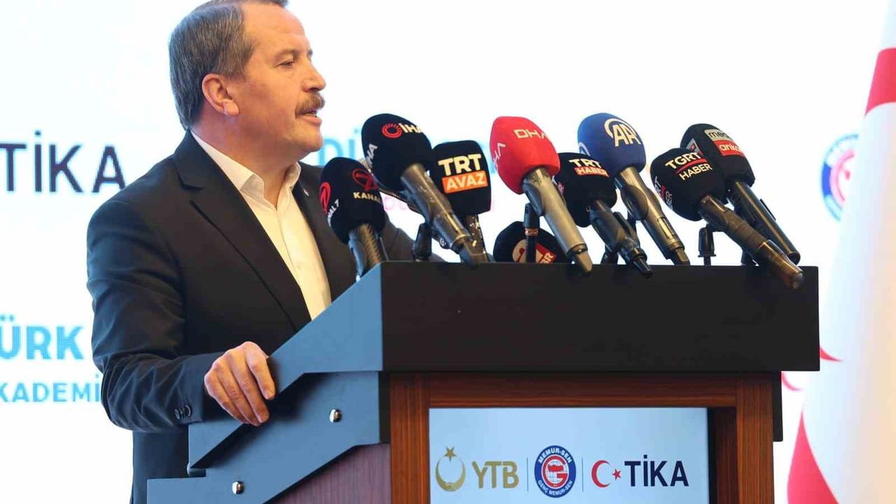 Genç Memur-Sen Türk Dünyası Akademisi ödül töreni düzenledi