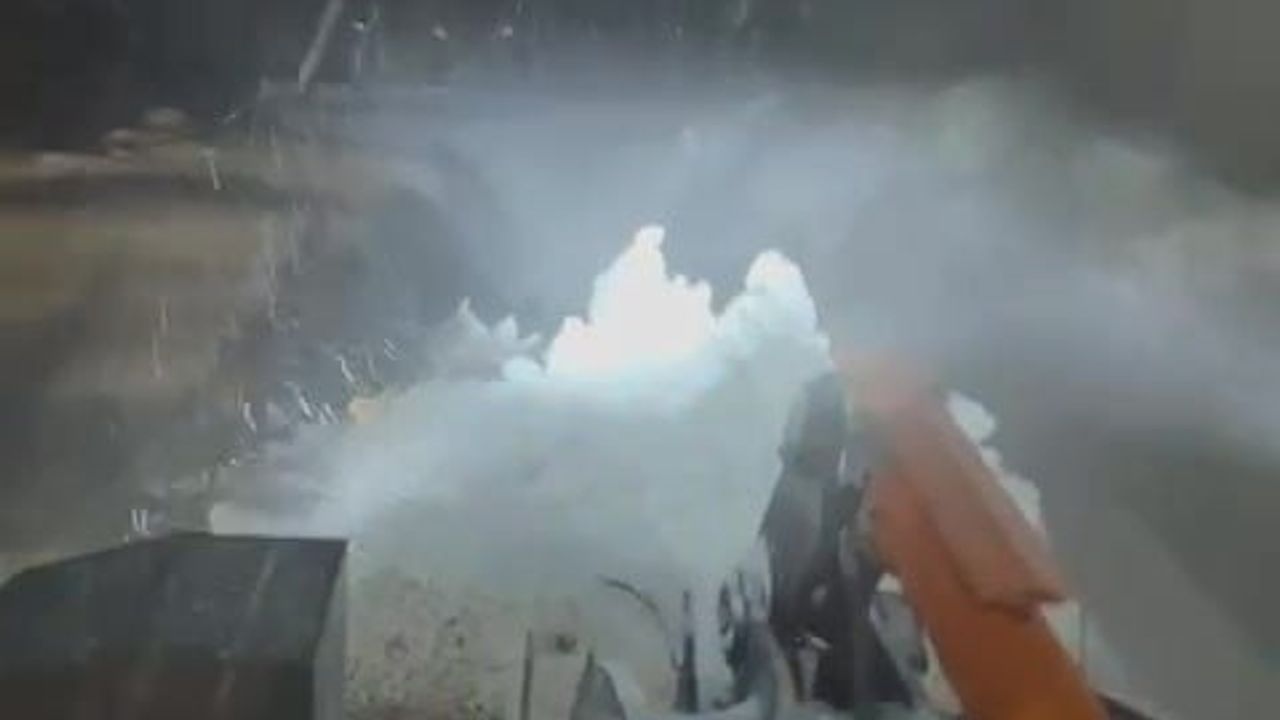 Gercüş’te Gökçepınar kavşağında mahsur kalan 10 işçi kurtarıldı