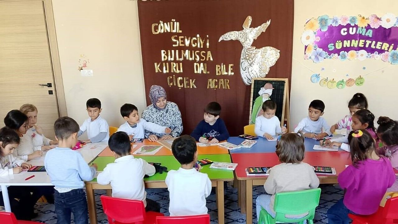 Germencik'te Mevlana Haftası Hayriye Aycen 4-6 Yaş Kur'an Kursu'nda gerçekleşti