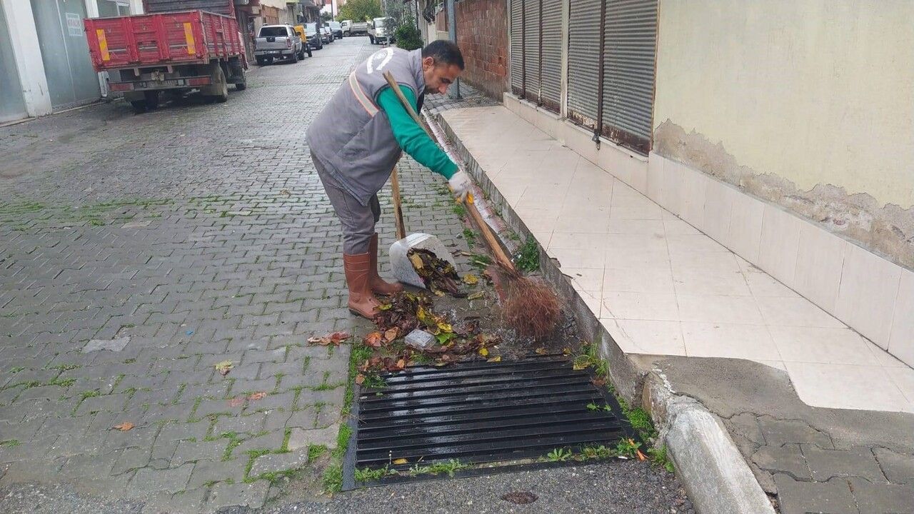 Germencik'te Yağış Sonrası Ekipler Sahada