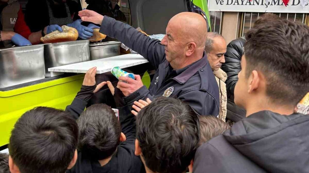 Gezici Aşevi Projesi 81 İlde Gönüllere Dokunuyor