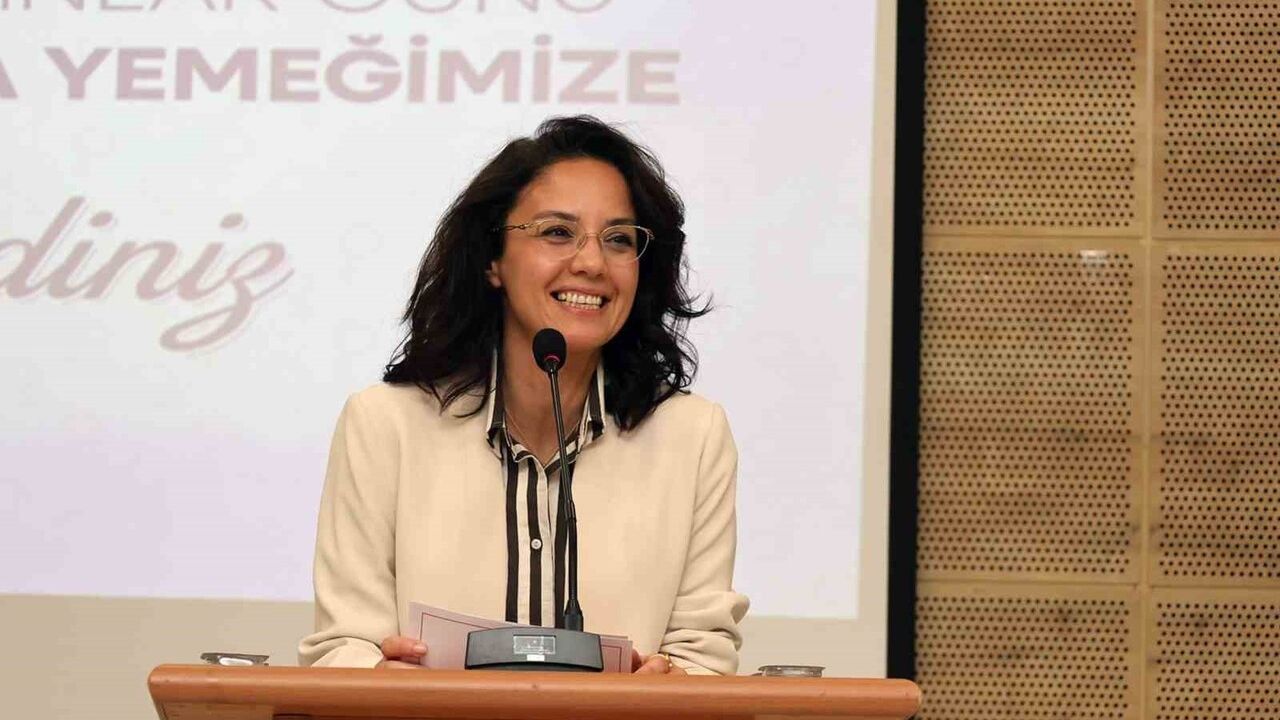Gonca Köksal Aras: Menteşe’de doğum izni 6 aya çıkarıldı