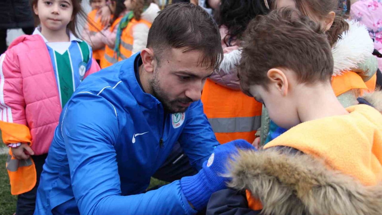 Gülbahar Anaokulu öğrencilerinden Çaykur Rizespor’a sıcak ziyaret