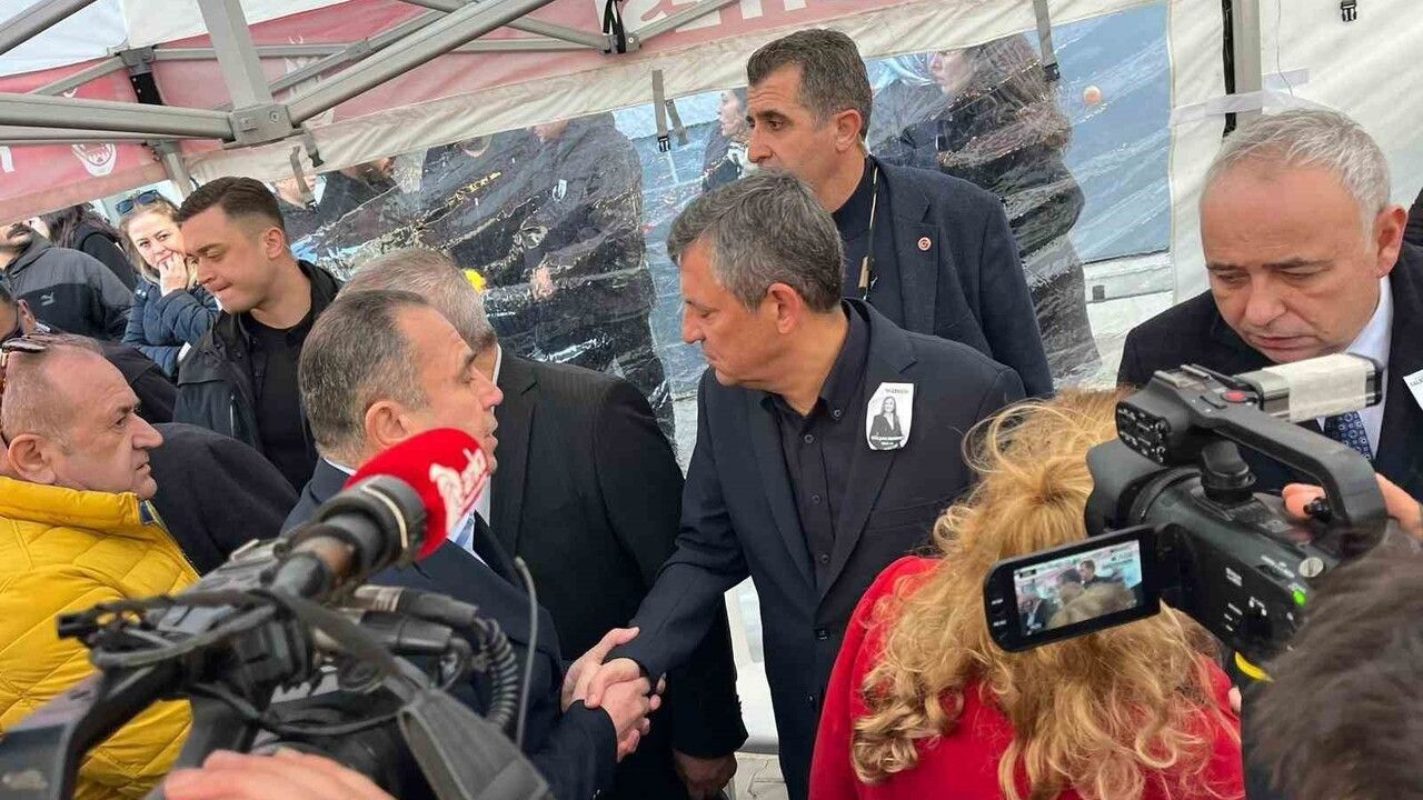 Gülşah Durbay Koldere’de Gözyaşlarıyla Toprağa Verildi