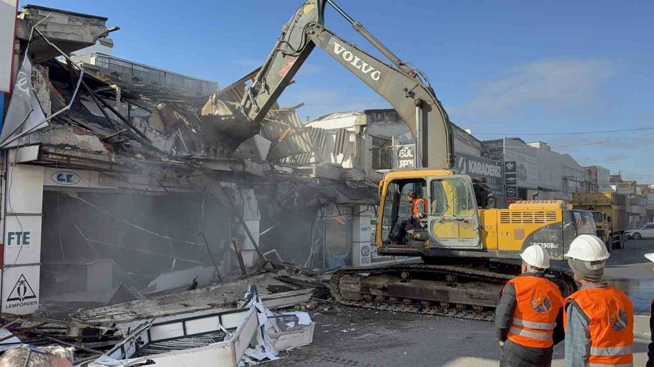 Gülsan Sanayi Sitesi'nde kentsel dönüşüm: İlk yıkım başladı