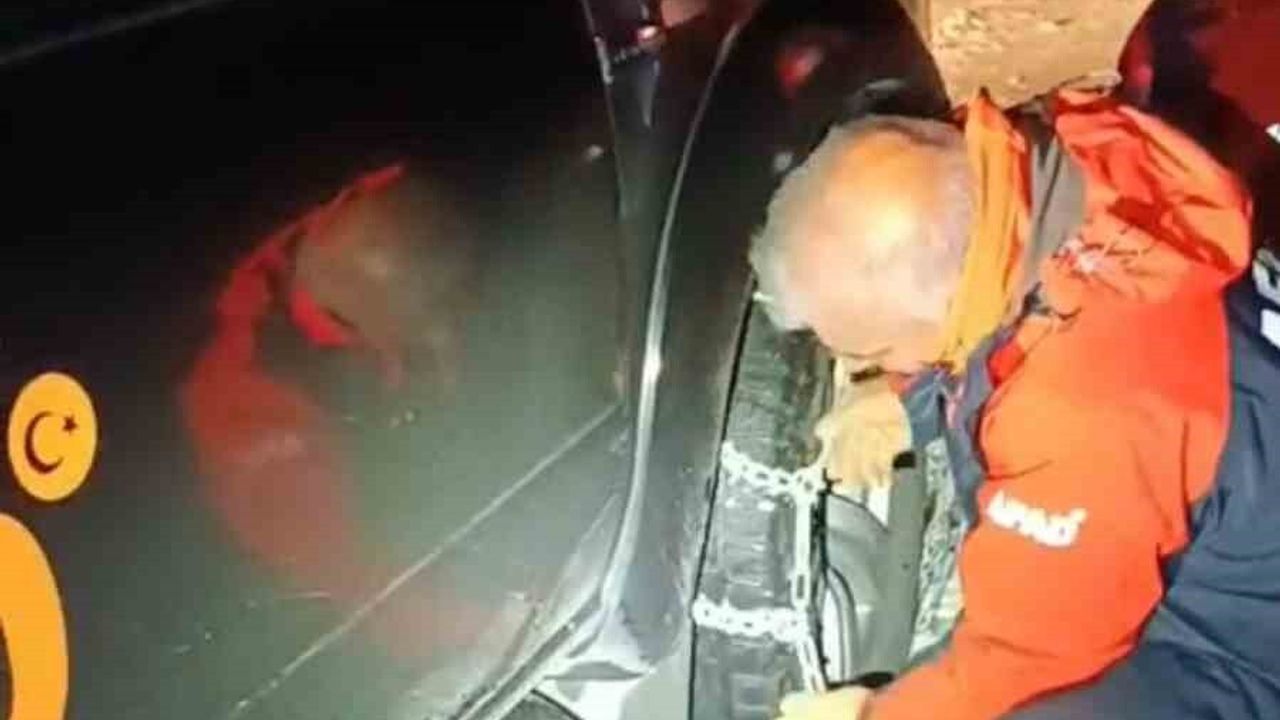 Gümüşhane'de Sarıtaş Yaylası'nda Mahsur Kalan 4 Kişi Kurtarıldı