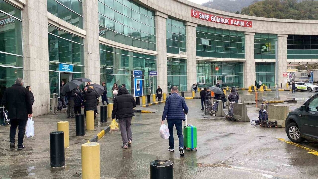 Gürcistan'a girişte yeni kural: Seyahat ve sağlık sigortası zorunlu oluyor