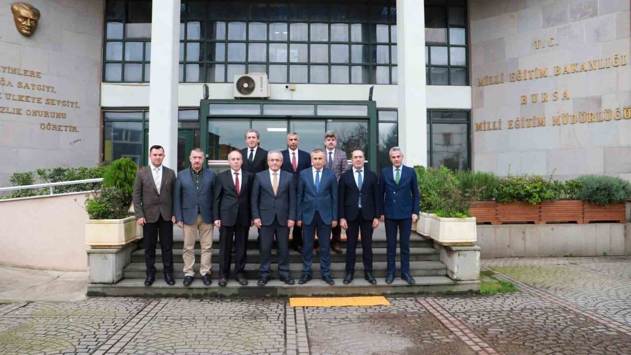 Gürhan Çokgezer, Bursa İl Millî Eğitim Müdürü olarak göreve başladı