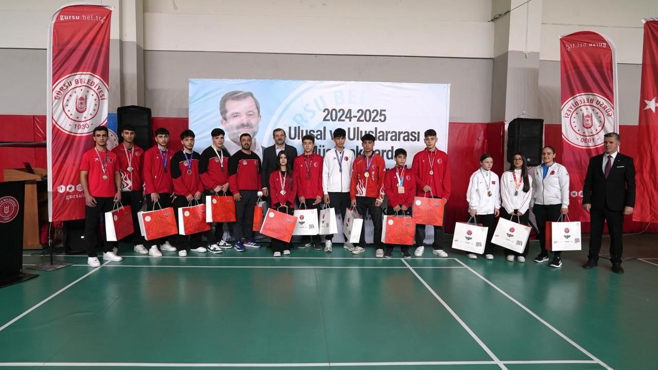 Gürsu'da 2024-2025 Başarılarına Ödül Töreni