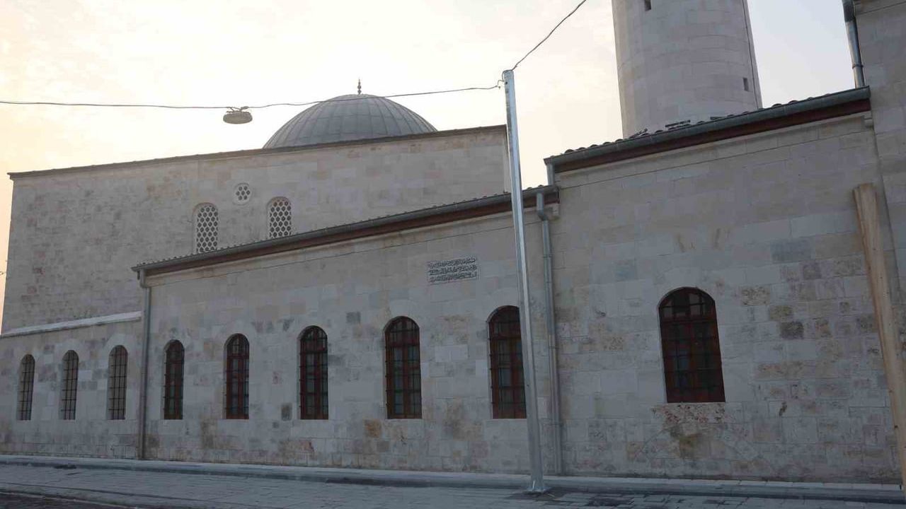 Habibi Neccar Camii restorasyonla yeniden ibadete açılıyor
