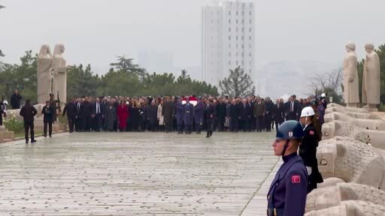 Hakan Fidan, 16. Büyükelçiler Konferansı Öncesi Anıtkabir'i Ziyaret Etti