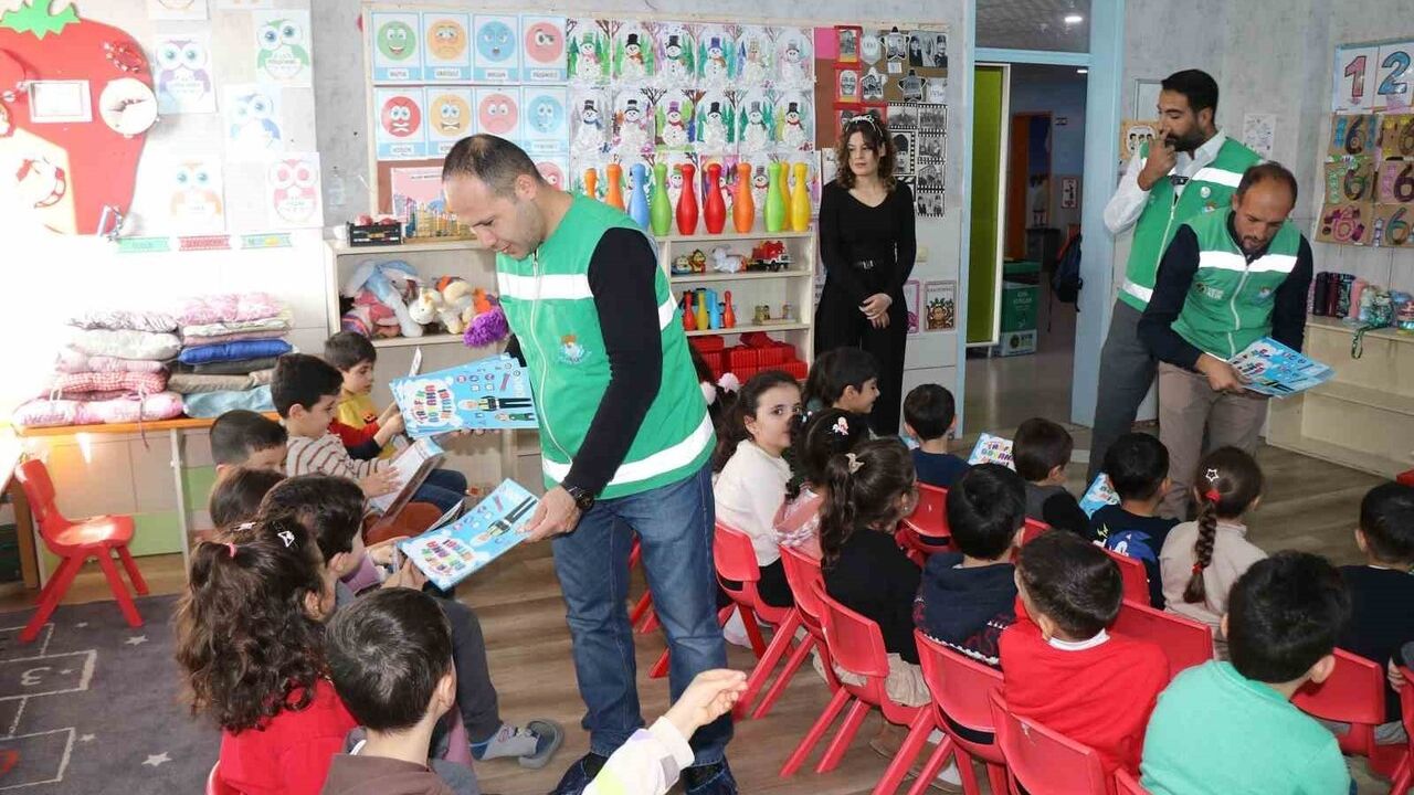 Haliliye'de miniklere sıfır atık ve geri dönüşüm eğitimi