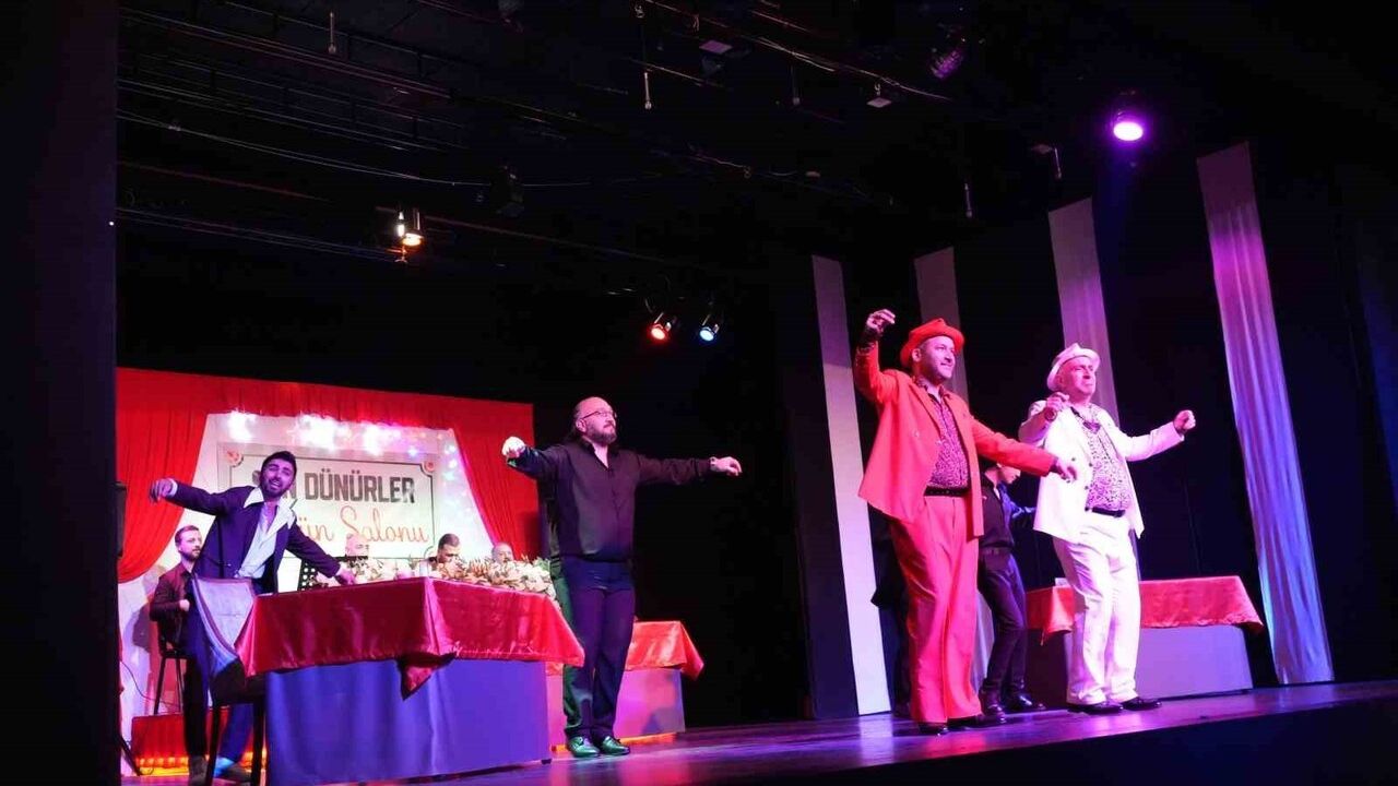 Hançer Havası İlk Gösteriminde Tam Kapasite İlgi Gördü