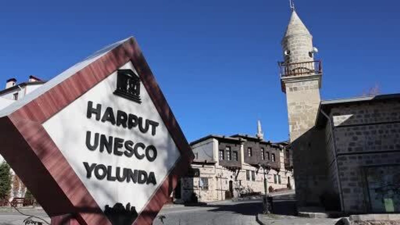 Harput’ta bahar havası: Elazığ'da kış ortasında güneşli günler