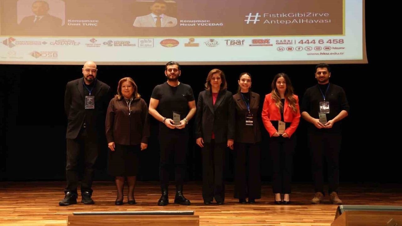 Hasan Kalyoncu Üniversitesi'nde Yapay Zeka Zirvesi düzenlendi