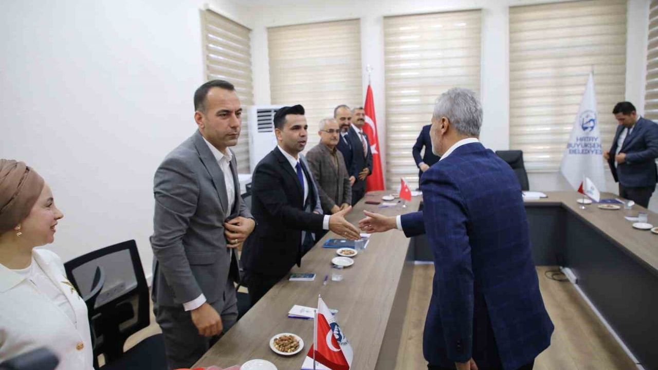 Hatay Büyükşehir Belediyesi'nde memurlara 2026-2027 dönemi için Sosyal Denge Tazminatı protokolü