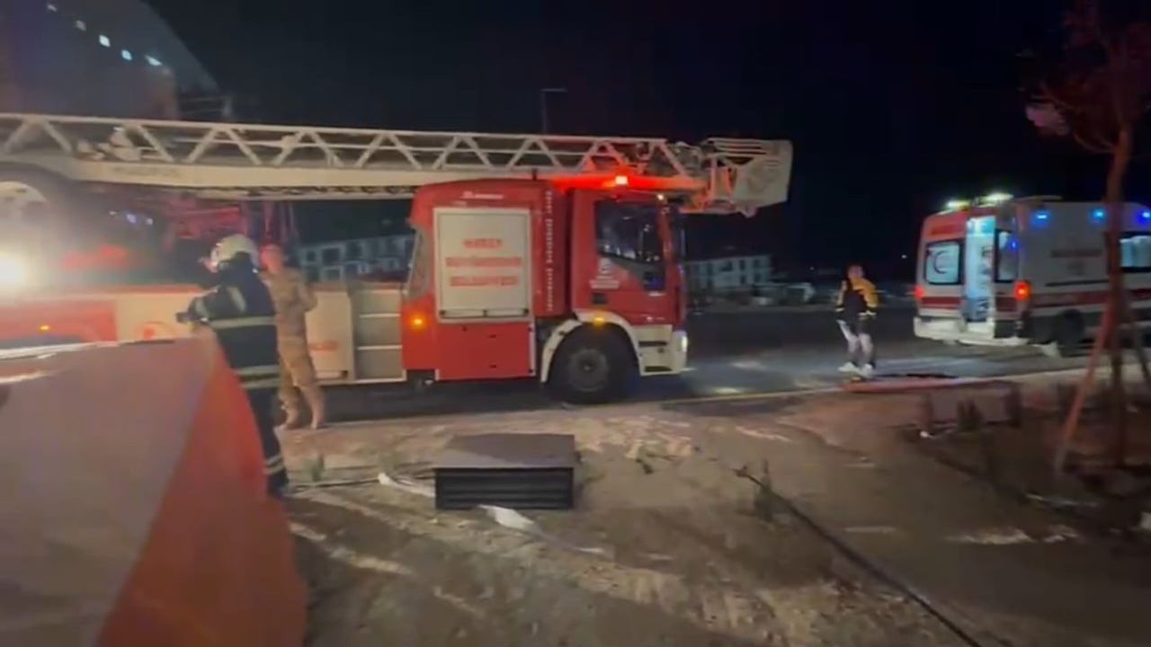 Hatay'da çatıda intihar girişimi ekiplerin müdahalesiyle sonlandıruldu