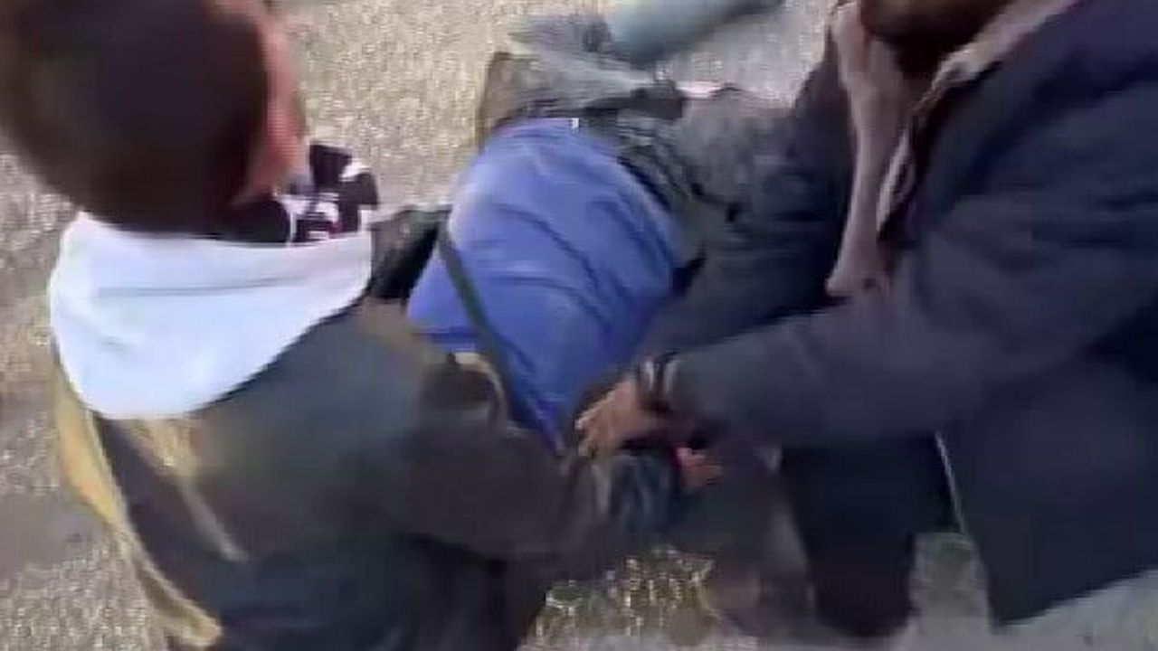 Hatay Defne'de mikserin altında kalan motosiklet sürücüsü yaşamını yitirdi