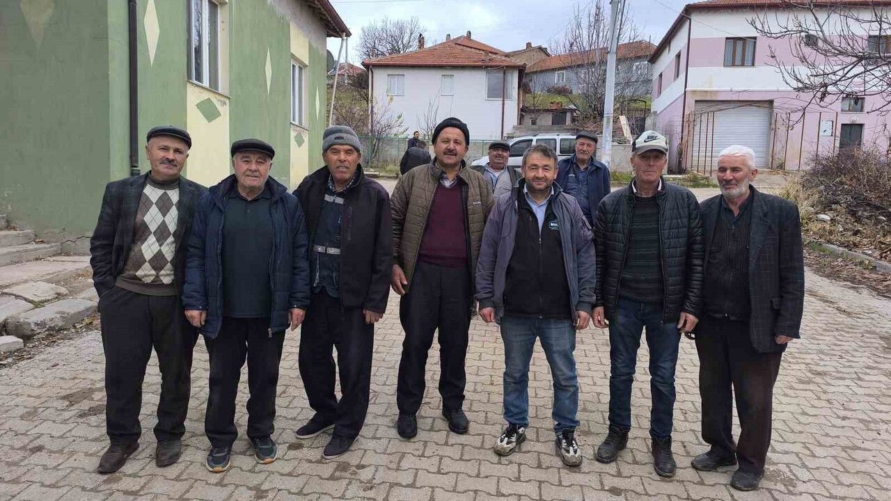 İcikli Köyünde Telefon Şebekesi Kesintileri Yaşamı Zorluyor