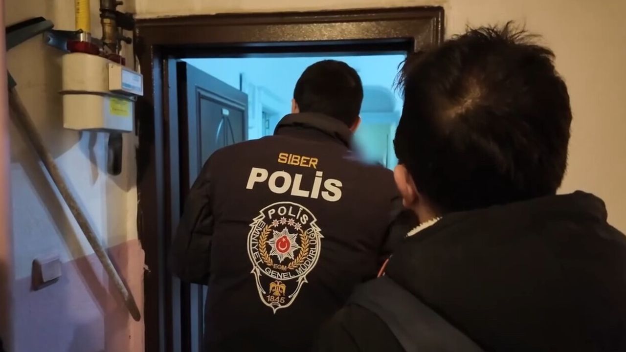 Iğdır'da çevrimiçi müstehcenlik operasyonu: 7 gözaltı