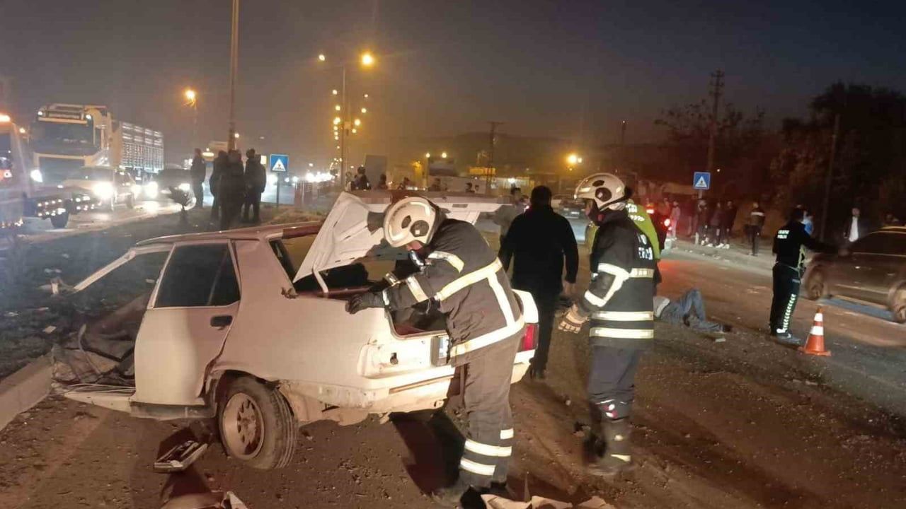 İkiye bölünen Tofaş'ın sürücüsü 9 gün sonra yaşamını yitirdi