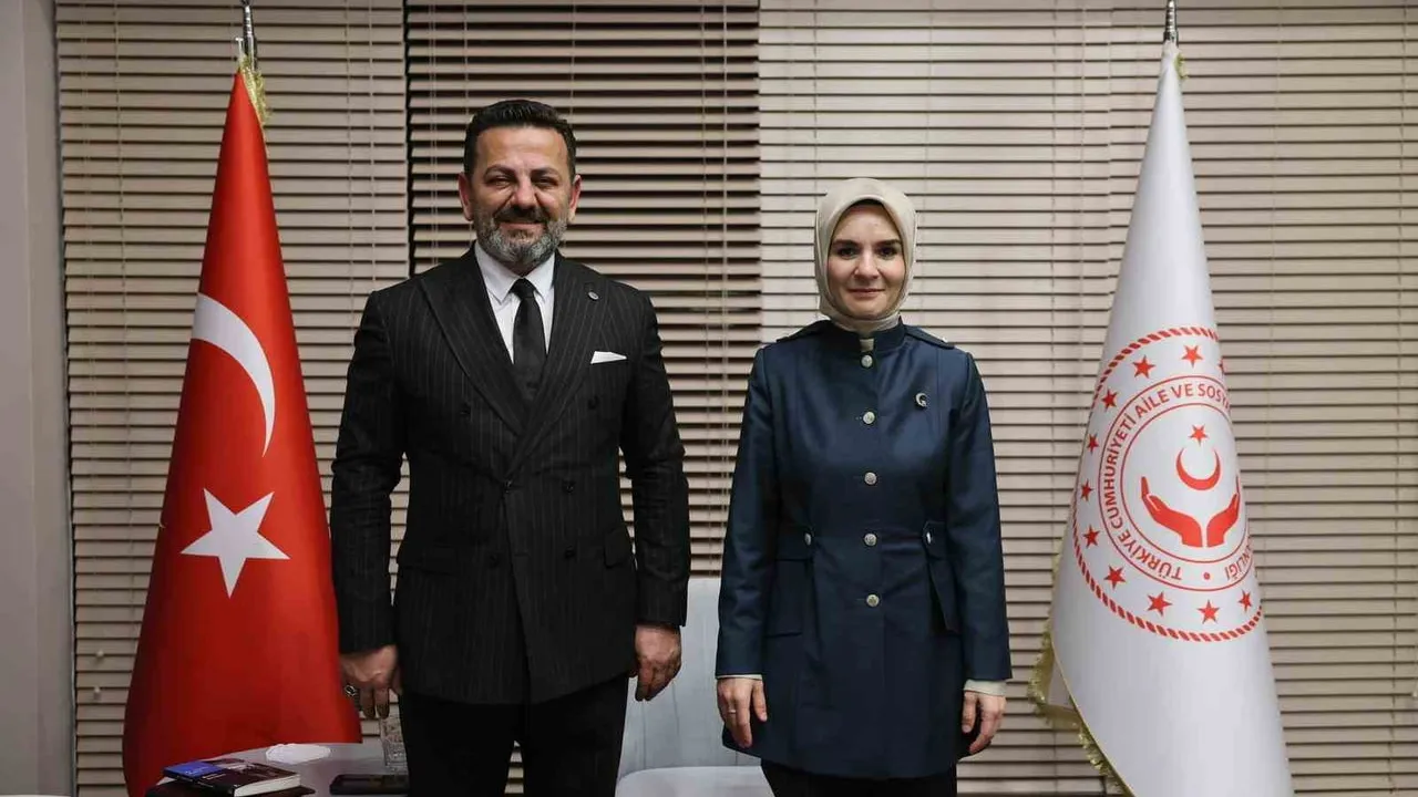 İl Müdürü İlhan, Bakan Göktaş'a Bilecik Çalışmalarını Sundu