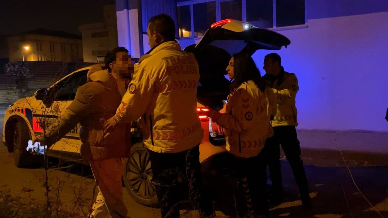 İnegöl'de ehliyetsiz ve alkollü motosiklet sürücüsü yakalandı