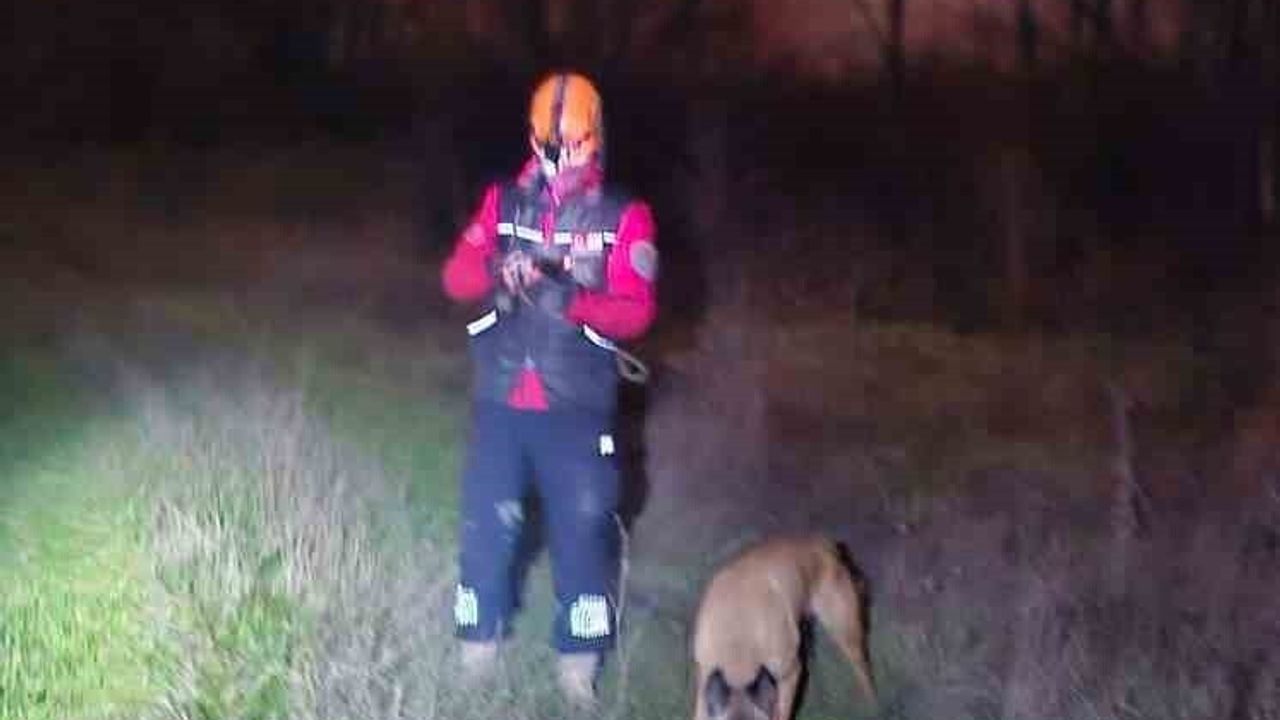 İnegöl'de Engelsiz Yaşam Merkezi'nden Kaçan 15 Yaşındaki Yiğit Dağ Aranıyor