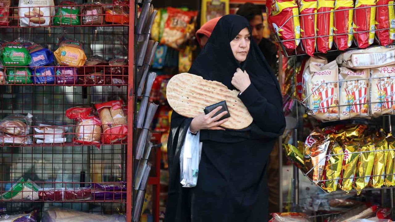 İran Cumhurbaşkanı: Protestocuların talepleri dinlenecek