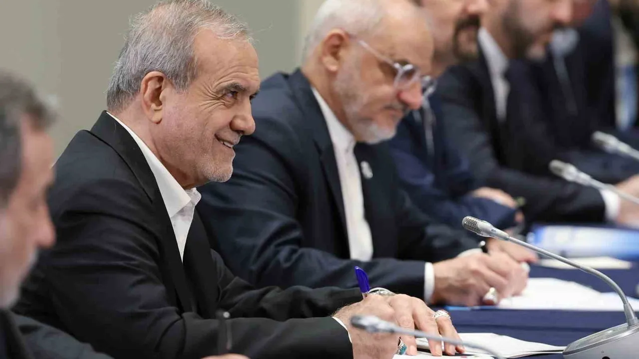 İran’dan Trump’a uyarı: "Her türlü saldırıya sert karşılık vereceğiz"