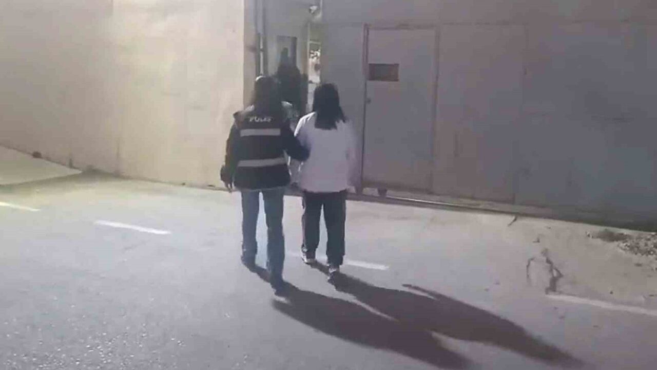 İskenderun’da hapis cezası bulunan üç şüpheli yakalandı