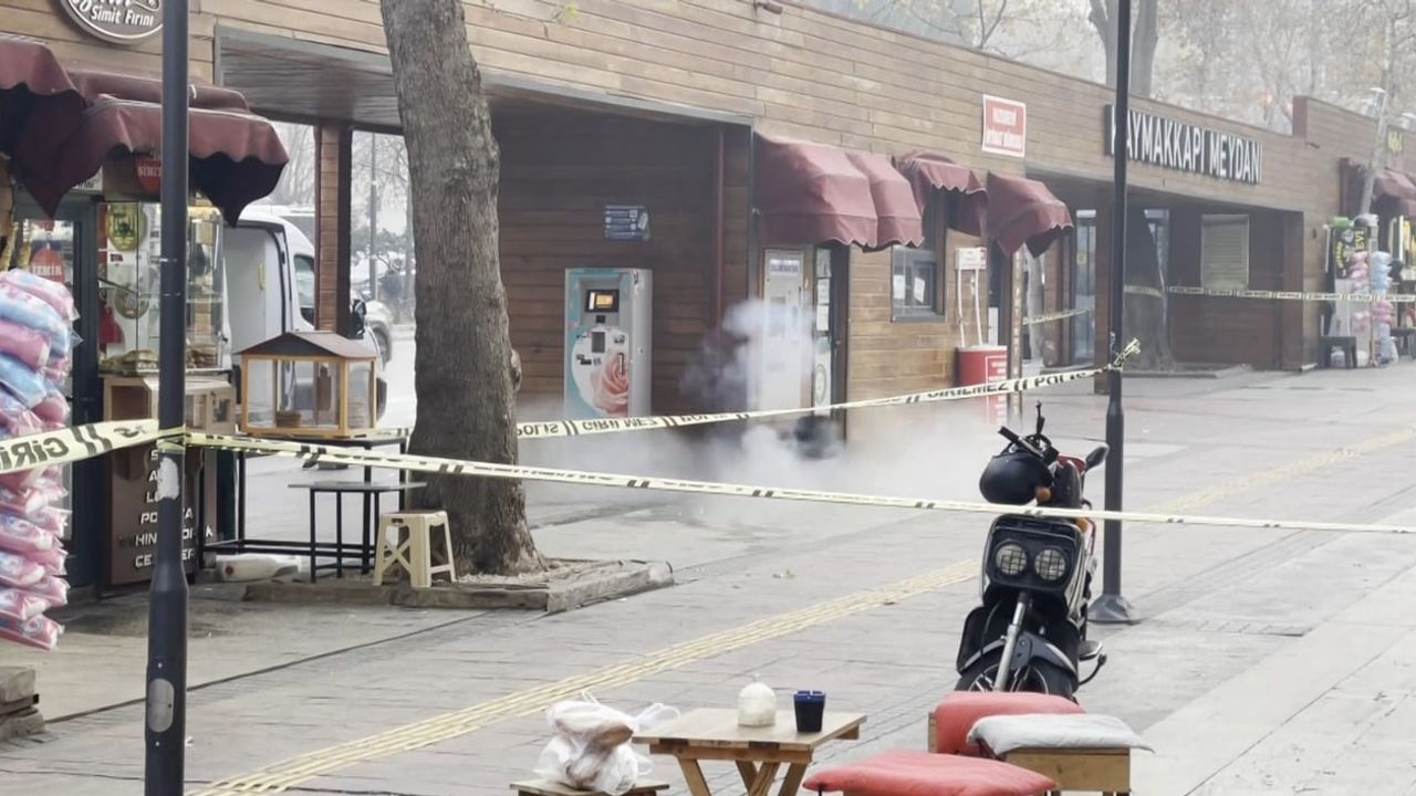 Isparta’da Kaymakkapı Meydanı’nda şüpheli çanta fünye ile patlatıldı