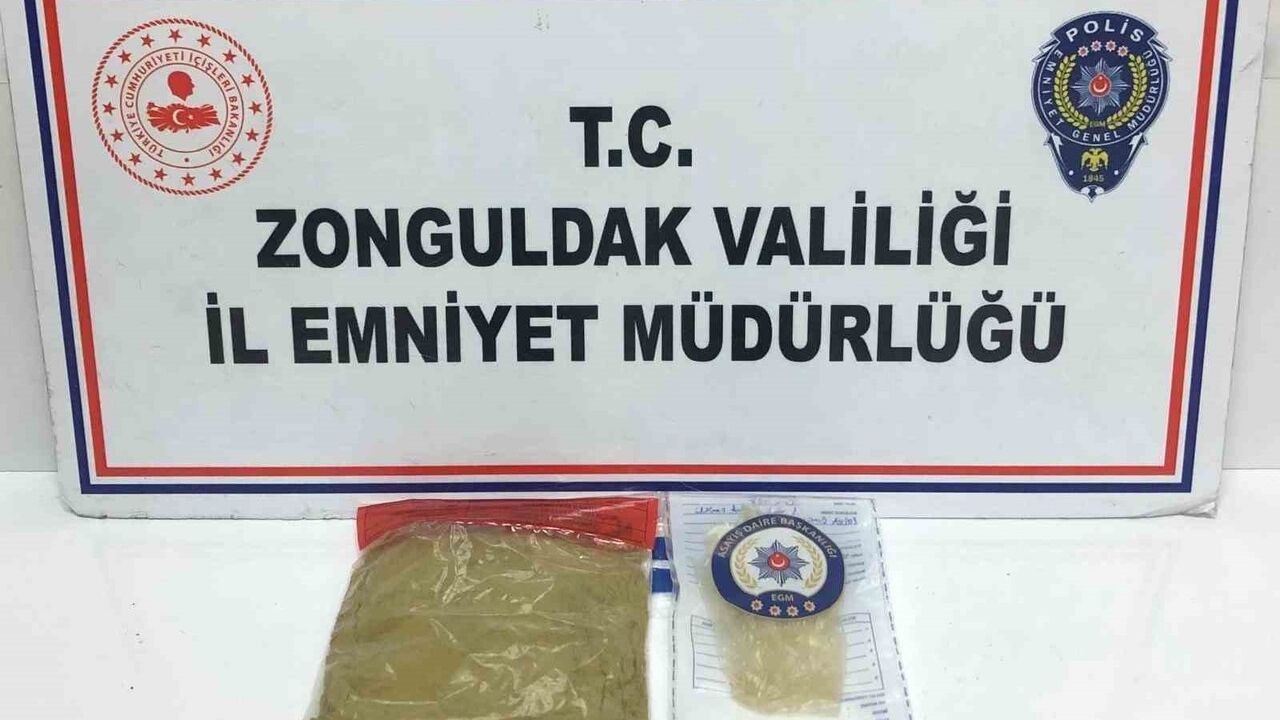 İstanbul'dan Ereğli'ye gelen 3 bin 152 extacy haple yakalanan sevgililer tutuklandı