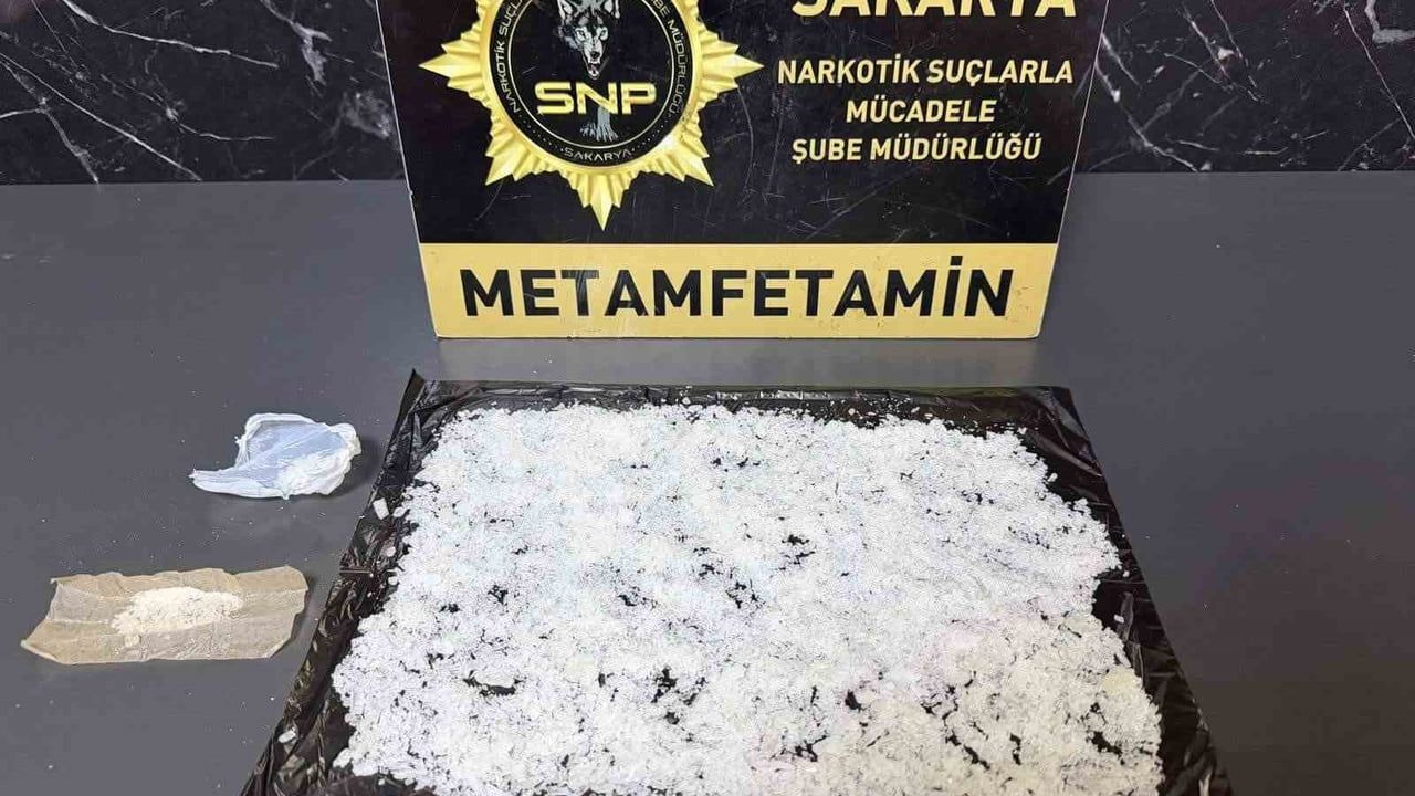 İstanbul'dan Zonguldak'a Uyuşturucu Sevki: Karasu'da 2 Şahıs Yakalandı