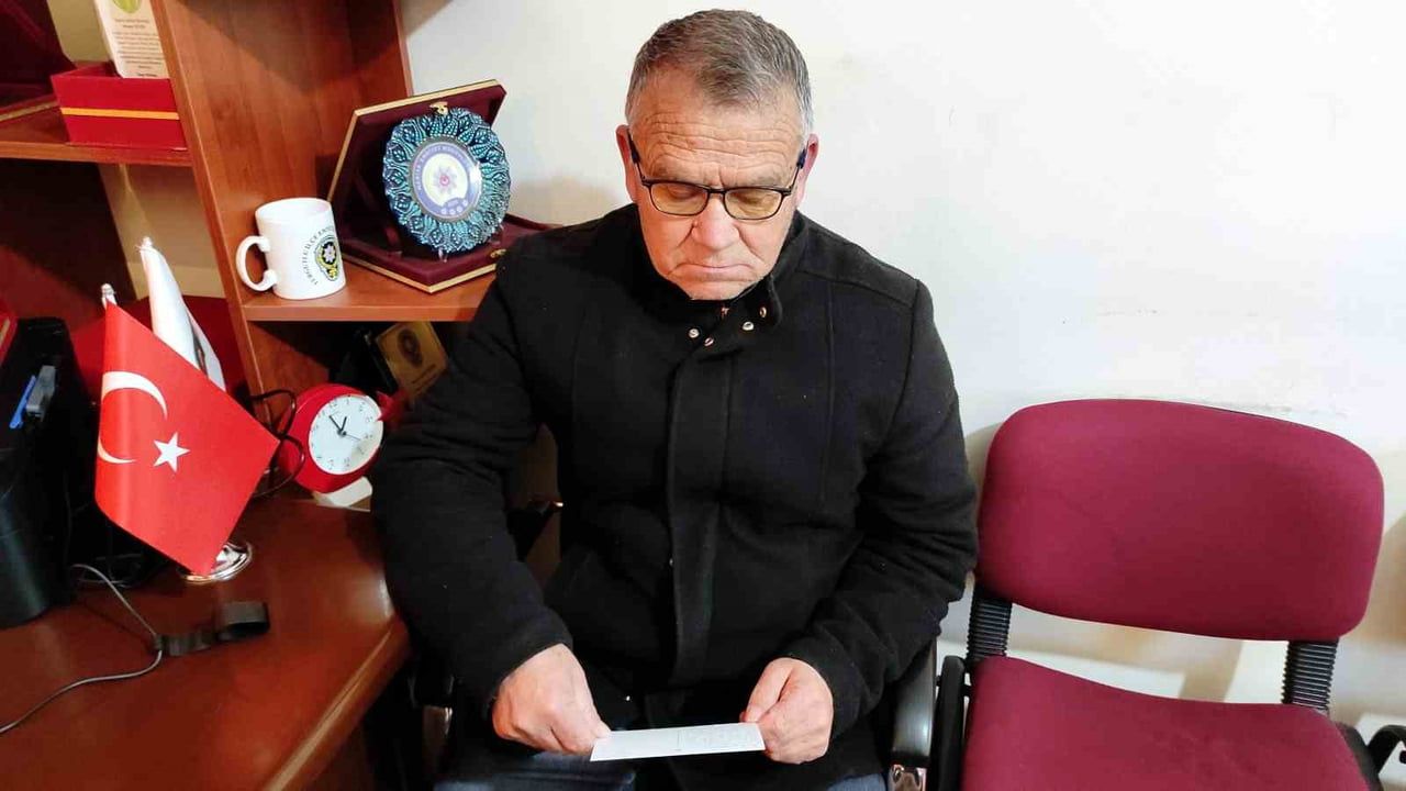 İstanbullu öğrencilerin yeni yıl kartları Turgutlu’daki şehit aileleri ve gazileri duygulandırdı