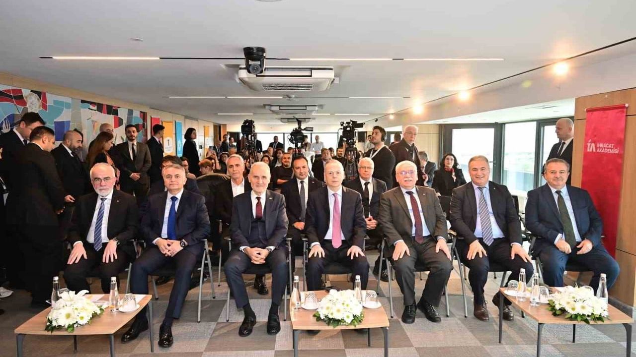 İTO ve İstanbul Ticaret Üniversitesi İhracat Akademisi için protokol imzaladı